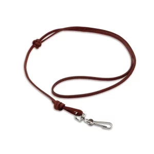 Hellbraunes Pfeifenband mit einem Haken am Ende.